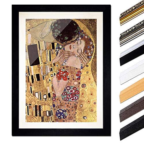 Bild mit Rahmen - Gustav Klimt Der Kuss 60x80 cm ca. A1 - Gerahmter Kunstdruck inkl. Galerie Passepartout Alte Meister - Rahmen schwarz von Bilderdepot24