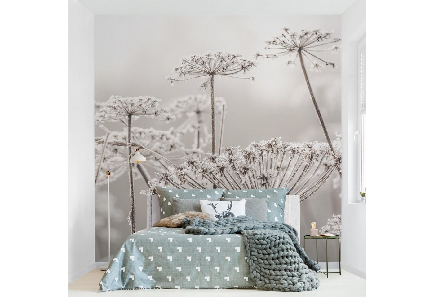 Bilderdepot24 Fototapete Blumen Doldenblüten Frost Blumentapete Floral Natur Modern Kunst, Glatt, Matt, (Vliestapete inkl. Kleister oder selbstklebend), Wohnzimmer Schlafzimmer Küche Flur Motivtapete Vliestapete Wandtapete von Bilderdepot24