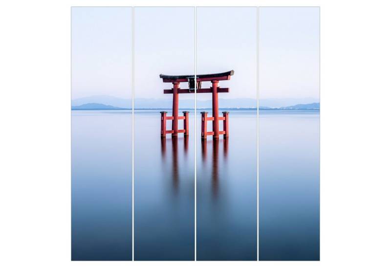 Bilderdepot24 Schiebegardine modern Flächenvorhang blickdicht Torii im Wasser, (4 St), halbtransparent, Wohnzimmer große Flächengardine lichtdurchlässig für Klemm-System von Bilderdepot24