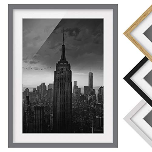 Bild mit Rahmen - New York Rockefeller View - Rahmenfarbe Grau, 100 x 70 cm von Bilderwelten
