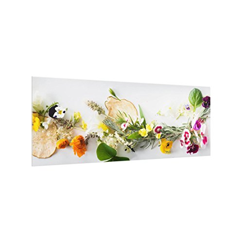 Bilderwelten Spritzschutz Glas - Frische Kräuter mit Essblüten - Panorama Quer, 50cm x 125cm von Bilderwelten