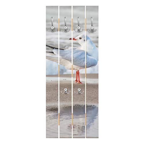 Bilderwelten Wandgarderobe Holz - Möwe am Strand vor Meer - Haken Chrom Hochformat 100 x 40cm von Bilderwelten