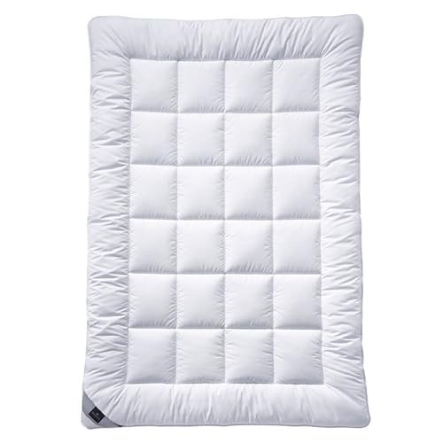 Billerbeck Bettdecke Classic Clean – 200 x 200 cm – warme Winterdecke – atmungsaktive Decke für den Winter von Billerbeck