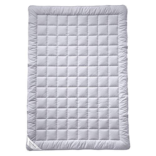 billerbeck Bettdecke S20 Superlight - Sommerdecke – 135 x 200 cm – leichte Sommerdecke – AIRFILL® - Hohlfaser, 100 % Polyester, Weiß billerbeck Bettdecke S20 Superlight - Sommerdecke – 135 x 200 cm – leichte Sommerdecke – AIRFILL® - Hohlfaser, 100 % Polyester, Weiß von Billerbeck