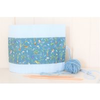 Rollmäppchen Für Stricknadeln/ Häkelnadeln Stricktasche Strickutensilio "Frühling H Und S Bleu" von Billinchen