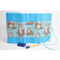 Waldorfmäppchen/Rollmäppchen "Otter" Für 17 Wachsmalstifte Und 13 Blöckchen, Einschulung, Geschenk von Billinchen
