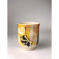 Gelber Porzellan Teebecher Mit Unterglasur Verziert. , Porzellan-Tasse, Einzigartige Kaffee/Tee-Tasse, Keramik-Tasse. Geschirr, Küchenkeramik von BilyanaArtCeramic