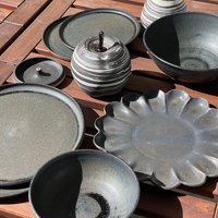 Handgefertigtes Steinzeug-Geschirr-Set Für Zwei Umweltfreundliches Keramik-Küchenset von BilyanaArtCeramic