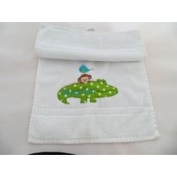 Gästehandtuch Für Kinder Mit Motiv Und Wunschnamen von BinesZauberwerkstatt