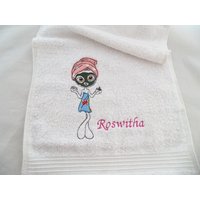 Handtuch Personalisiert Mit Namen Und Motiv Handtuch Personalisiert Mit Namen Und Motiv von BinesZauberwerkstatt