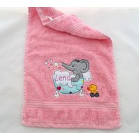 Kinderhandtuch Personalisierbar Mit Namen Und Motiv von BinesZauberwerkstatt
