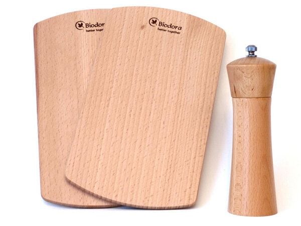 Biodora Gewürzmühle mit 2 Holzschneidebretter Biodora Gewürzmühle mit 2 Holzschneidebretter von Biodora