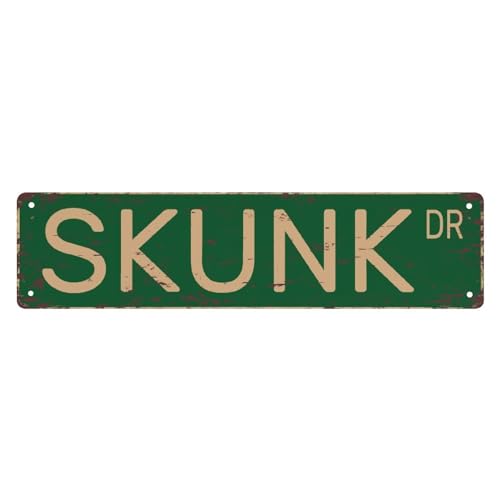 Metall-Blechschilder Stinktier Vintage Metallschild Retro Metallschild Bar Pub Poster Wandkunst Dekor Blechschild 10 x 40 cm Metall-Blechschilder Stinktier Vintage Metallschild Retro Metallschild Bar Pub Poster Wandkunst Dekor Blechschild 10 x 40 cm von Bioonce