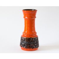 Vase Von Jasba Mit Relief in Knalligem Orange, Keramik, 60Er, Vintage, Mid Century von BirgeGeorge