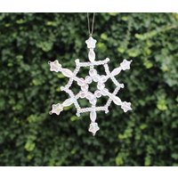 Eiskristall Perlenstern Schneeflockenstern Perlenschneeflocke Weihnachtsschmuck von BirgitSchrauthDesign