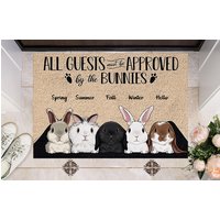 Alle Gäste Müssen Von Der Bunnies-Fußmatte, Personalisierte Dekorative Matte, Jesus, Frühlingsdekor, Hasen-Fußmatte, Paillasson Personnali von BirgitVStore