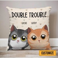 Double Trouble Cat Benutzerdefiniertes Kissen, Personalisiertes Geschenk Für Katzenliebhaber, Kuschelkissen Geschenke Double Trouble Cat Benutzerdefiniertes Kissen, Personalisiertes Geschenk Für Katzenliebhaber, Kuschelkissen Geschenke von BirgitVStore
