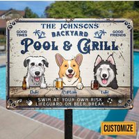Backyard Pool & Grill, Personalisiertes Hund Blechschild, Lustiges Haustier Yard/Garten Willkommensschild Backyard Pool & Grill, Personalisiertes Hund Blechschild, Lustiges Haustier Yard/Garten Willkommensschild von BirgitVStore