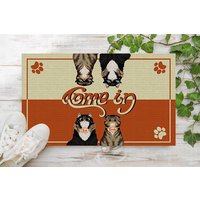 Komm Rein, Go Away Katze Personalisierte Fußmatte, Katzenteppich, Lustige Willkommensmatte, Katzenliebhaber Geschenk, Housewarming von BirgitVStore