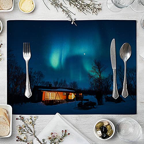 Bishilin Tischsets Weihnachten, Platzsets Abwaschbar mit Motiv Winter Polarlicht Haus und Bäume Platzdeckchen rutschfest 4er Set Leinen, 32x42CM von Bishilin