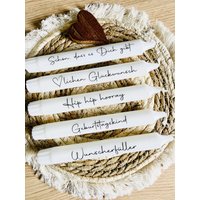 Geburtstagskerze | Spruchkerze Stabkerze in Weiß Personalisiert Happy Birthday Hip Hip Hooray Geburtstagskind von BitsPiecesOdw