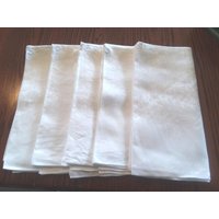 Dinner Servietten Script Monogramm 26 "x 26" - Set Aus 5 Weiß von BitterSweetRidgeLLC