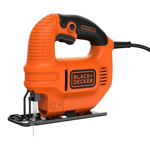 BLACK+DECKER 400W Stichsäge (leichte & kompakte Säge für Holz, Metall & Kunststoff mit 0/45° Gehrungsschnitt & verstellbarer Fußplatte, Schutzbügel & Feststellschalter) KS5001-QS BLACK+DECKER 400W Stichsäge (leichte & kompakte Säge für Holz, Metall & Kunststoff mit 0/45° Gehrungsschnitt & verstellbarer Fußplatte, Schutzbügel & Feststellschalter) KS5001-QS von BLACK+DECKER