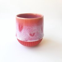 Becher "Fließende Herzen", Keramikbecher Mit Herzen, 250 Ml von BlackCeramicsAS