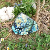 Labradorit Edelstein Aus Madagaskar, Große Stehende Skulptur, Rundum Poliert, 3.35 Kg, Super Highflash von BlackForestRockShop