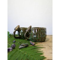 Handgemachter Pilzbecher - Auf Dem Rad Geworfener Keramikbecher Von Der Natur Inspirierte Keramik Handgemachter Pilzbecher - Auf Dem Rad Geworfener Keramikbecher Von Der Natur Inspirierte Keramik von BlackOakPottery