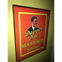 Dapper Dan Haar Pomade Bar Gerahmt Werbung Print Mann Höhle Schild von BlastsFromThePast21