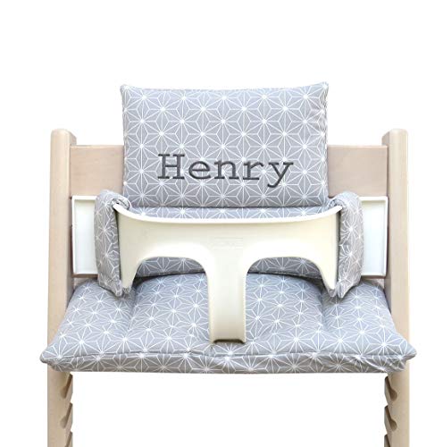 Blausberg Baby - Sitzkissen Set kompatibel mit Tripp Trapp Stokke Hochstuhl mit Namen, Personalisiertes Geschenk zu Geburt oder Geburtstag (Happy Star Grau) von Blausberg