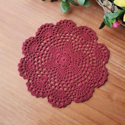 Blausky 6 Stück Runde Bestickte Tischmatte,Häkeldeckchen,Spitzendeckchen Tischset Kleine Häkeln Tischläufer Baumwolle Untersetzer,Tischdecken für Tassen Schalen Teller Vasen Antike,20 cm,Weinrot von Blausky