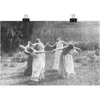 Circle Of Women Dancing Vintage Photo Poster Print Witchcraft Feminist Feminismus May Day Gothic Midsummar Pagan Witchy Art 11x17 18x24 24x36 Circle Of Women Dancing Vintage Photo Poster Print Witchcraft Feminist Feminismus May Day Gothic Midsummar Pagan Witchy Art 11x17 18x24 24x36 von BleakBoutiqueShop