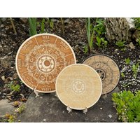 Rad Des Jahres Flachrelief Aus Birkensperrholz Pagan Altar Wanddeko Sabbat Kalender Wicca Ritual Wheel Of The Year Holzschild von BlesersHolzwelten