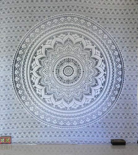 Traditioneller indischer Mandala-Hippie-Wandbehang, Baumwolle, Wandteppich im Boheme-Stil, Ombre, Tagesdecke, baumwolle, grau / silber, Queen(84x90 Inches)(215x230 Cm) von Bless International