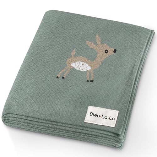Bleu La La Empfangs Babydecke - 100% Luxuriöse Weichbaumwollstrick Warme Gemütliche Kuscheldecke für Kinderwagen und WiegePuckdecke für Neugeborene Säuglinge und Kleinkinder (Rehkitz - Salbei) von Bleu La La
