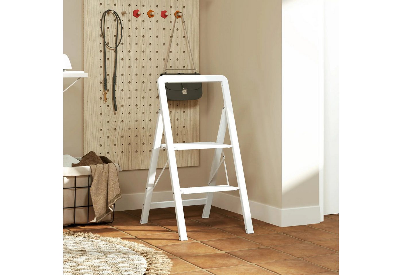BlingBin Trittleiter Stehleiter mit 2/3 Stufen Anti-Rutsch Klapptritt bis 150 kg Belastbar (1er Set, 1-St., 49,7cm x 41,5cm x 82,6cm), Leichtbau Aluminum-Leiter, rutschfeste Plattform von BlingBin