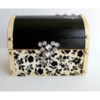 Black & Cream Schatztruhe Strass Schmuckschatulle Black & Cream Schatztruhe Strass Schmuckschatulle von BlingNThingsbyPenny