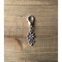 Gänseblümchen Brisur Charm Gänseblümchen Brisur Charm von BlingedOutBridleShop