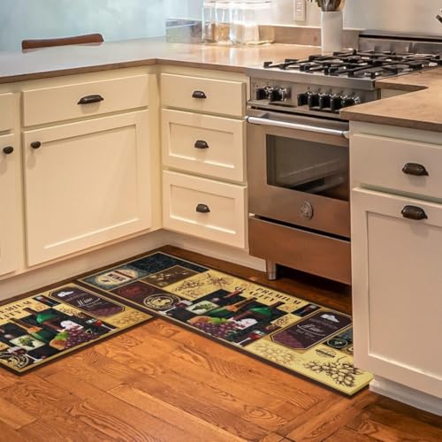 Küchenmatten-Set mit Kaffee-Thema, zweiteilig mit rutschfester Unterseite und Polyestergewebe für einfache Reinigung und Sicherheit (Weindruck) von BlissfulAbode