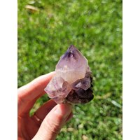 Seltene Natürliche Farbe Deep Purple Amethyst Spirit Quartz Cluster/Violette Blume Phantom Kaktus Quarz Südafrika 83G 2.25 "× 2" von BloodmoonEnergyStone