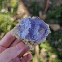 Yaogangxian Purple Zoning Fluorit Kristall - Fluoreszierender Twin Würfel Mit Regenbogen | High-Vibration Sammlerstück 65G von BloodmoonEnergyStone