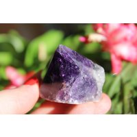 Chevron Amethyst Punkt Poliert Und Roh Kristallspitze von BlowingOnDandelion