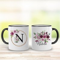Rosa Rosenstrauß Mit Initial - Und Namensbecher, Personalisierte Blumentasse Aus Keramik Rosa Rosenstrauß Mit Initial - Und Namensbecher, Personalisierte Blumentasse Aus Keramik von BlueBoxGiftsAU