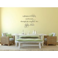 Vinyl Wandtattoal Ein Blick in Den Himmel Ist Durch Die Fenster Eines Glücklichen Hauses Zu Sehen - Home von BlueDesignCo