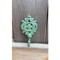 Wandhaken Aus Gusseisen; Dekorativer Wandhaken; Handtuchhaken Metall; Rustikale Wohnkultur; Shabby Chic Dekor; Einweihungsgeschenk von BlueDragonflySLTX