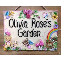 Kinder-Gartenschild - Keramik-steingut-Plakette Nach Maß Und Personalisiert von BlueFishStudiosShop