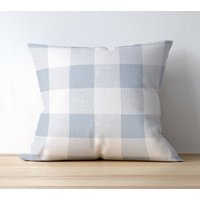 Hellblauer Büffel-Plaid-Wohnzimmer-Kissenbezug Für Sofa, Karo-Bauernhaus-Akzent-Kissen Kinderzimmer Oder Babyparty-Geschenk von BlueHavenDecor