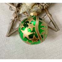 Grüne Weihnachtskugel, Handbemalte Weihnachtskugeln, Handarbeit von BluebirdbyRobin